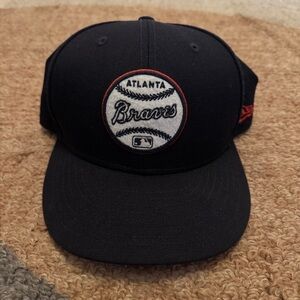 New Era Atlanta Braves 9FIFTY Navy Snapback Cap